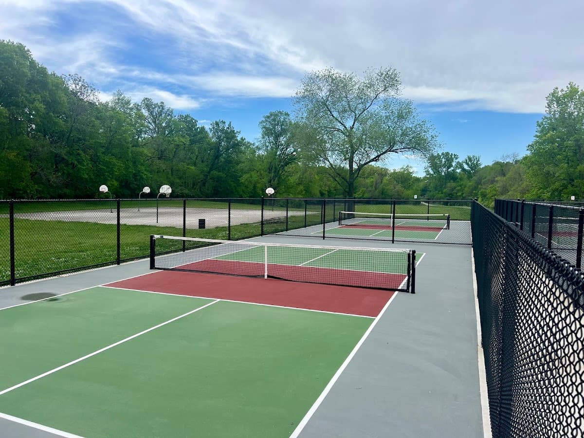 Minor Park pickleball review: Great courts, missing lights, serious noise