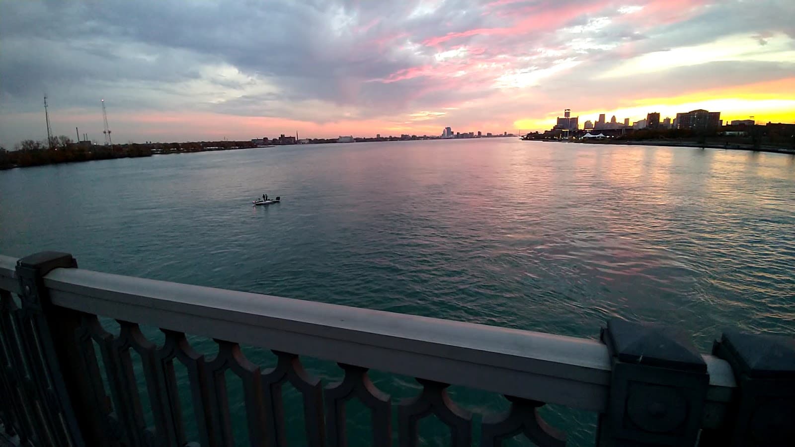 The honest review of Detroit’s Belle Isle pickleball courts